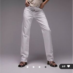 Topshop Dad jean in white waist is 30 length is 30.  Some fraying on hem.